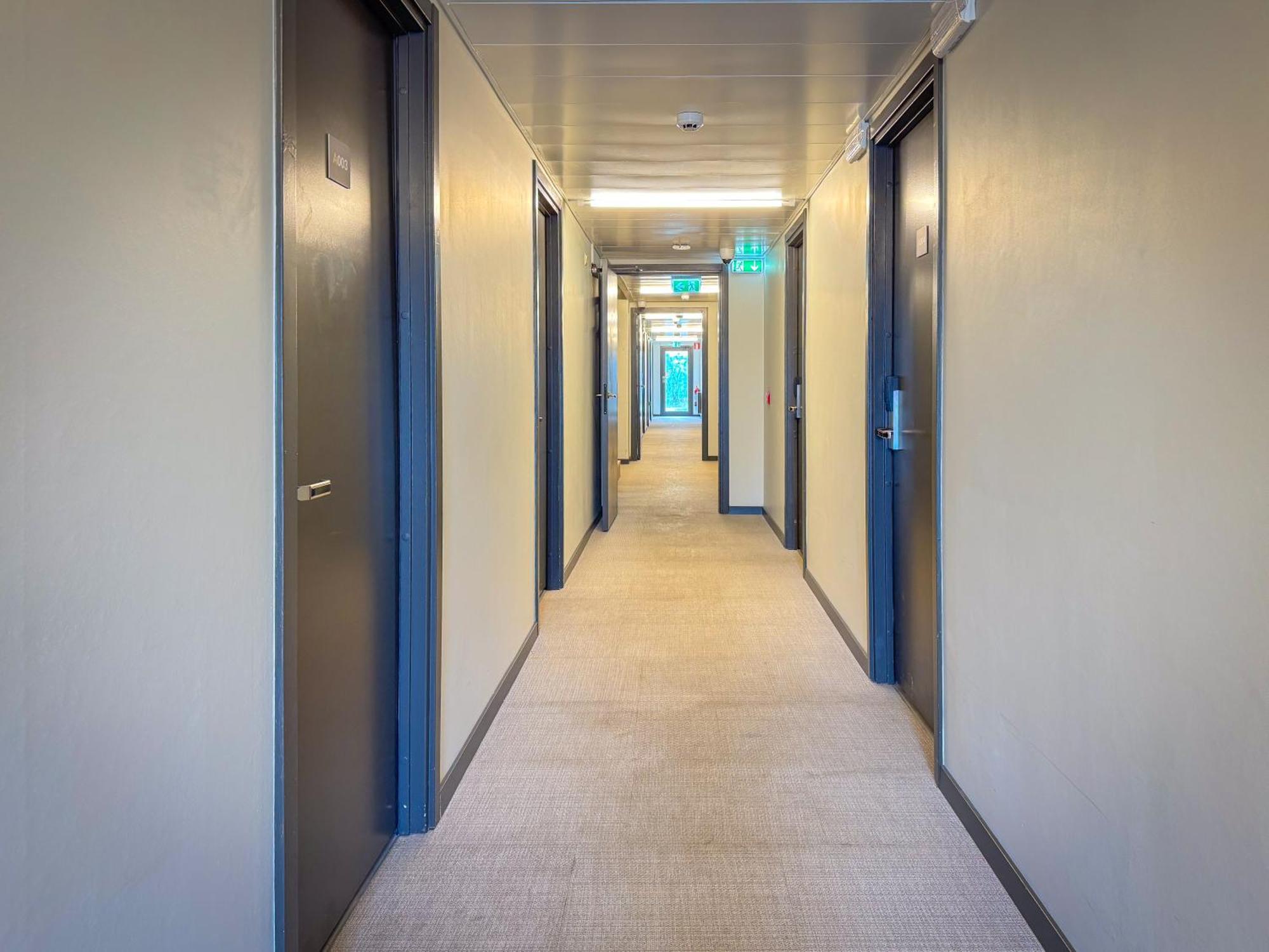 Joenkoeping Hotel Apartments Esterno foto